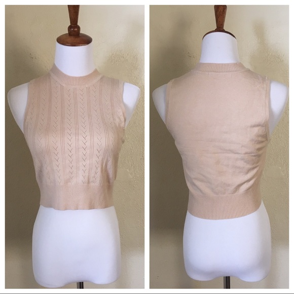 ‼️SOLD‼️ Tan Knit Crop Top - Picture 5 of 6